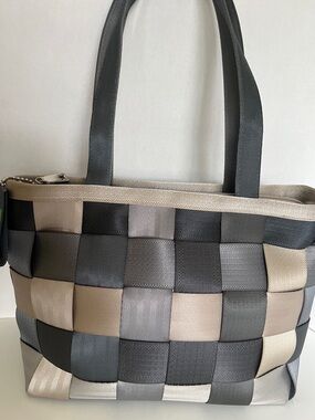 Harveys Seatbelt Shoulder / Tote Bag